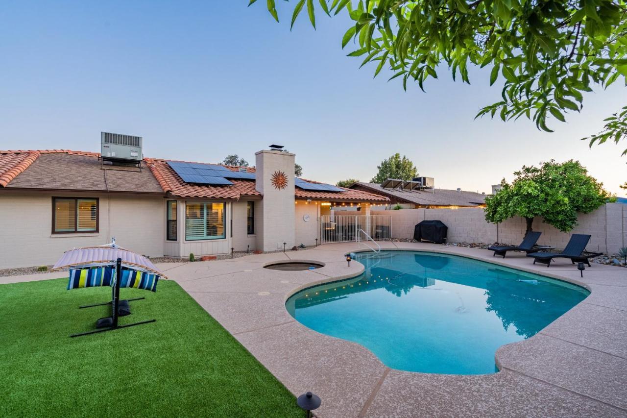 Cozy Phoenix Home Heated Pool & Spa With King Beds Exterior photo